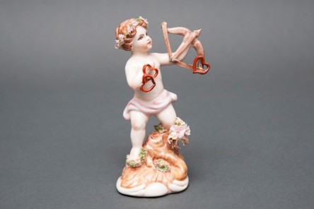 Cupido figurine