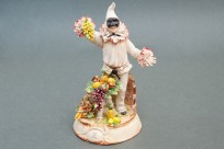 Pulcinella con frutta